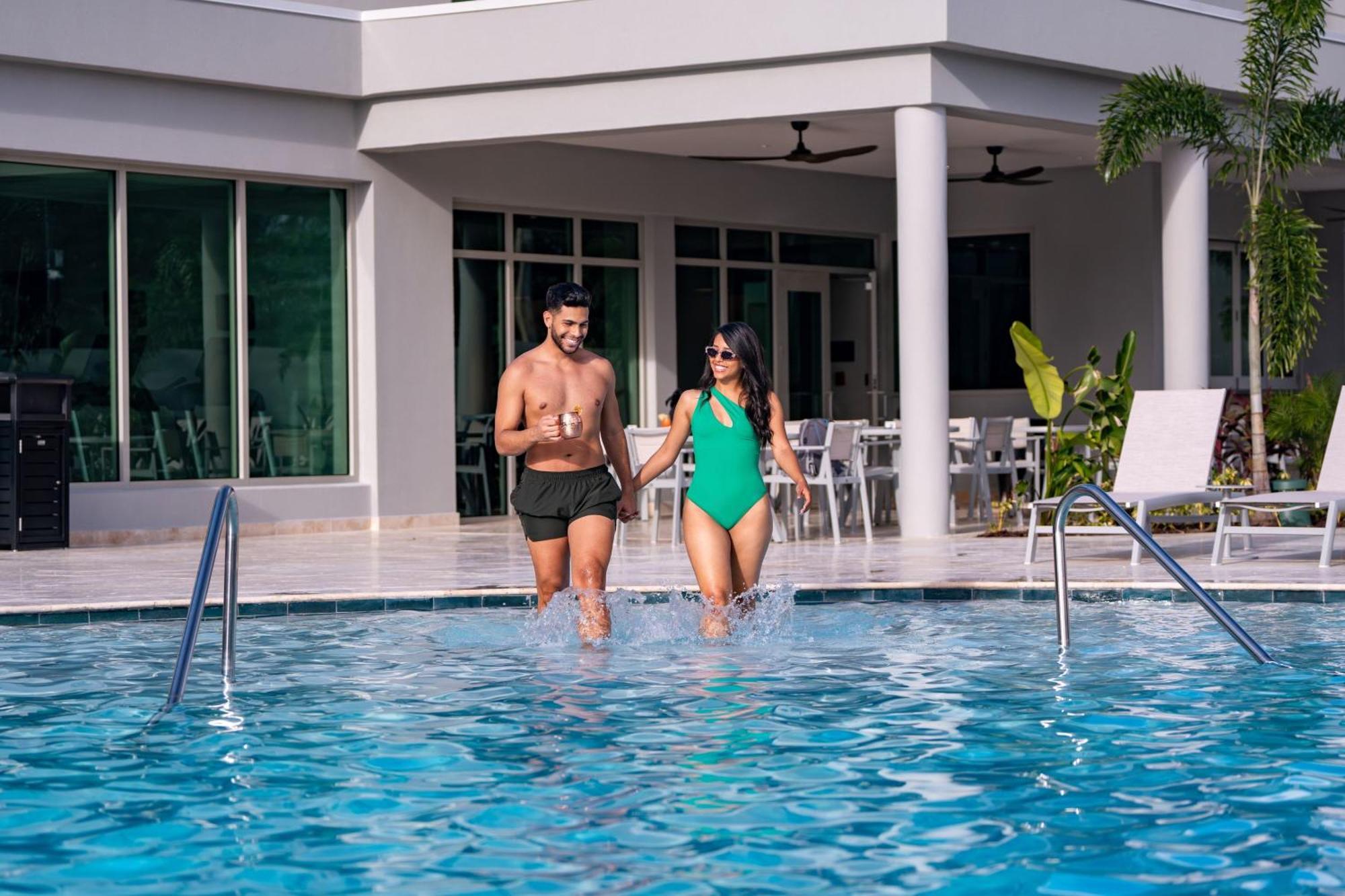 Fairfield By Marriott Luquillo Beach ภายนอก รูปภาพ